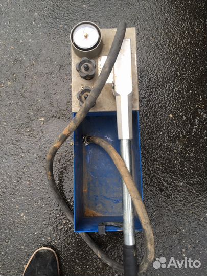 Опрессовка системы отопления сантехник