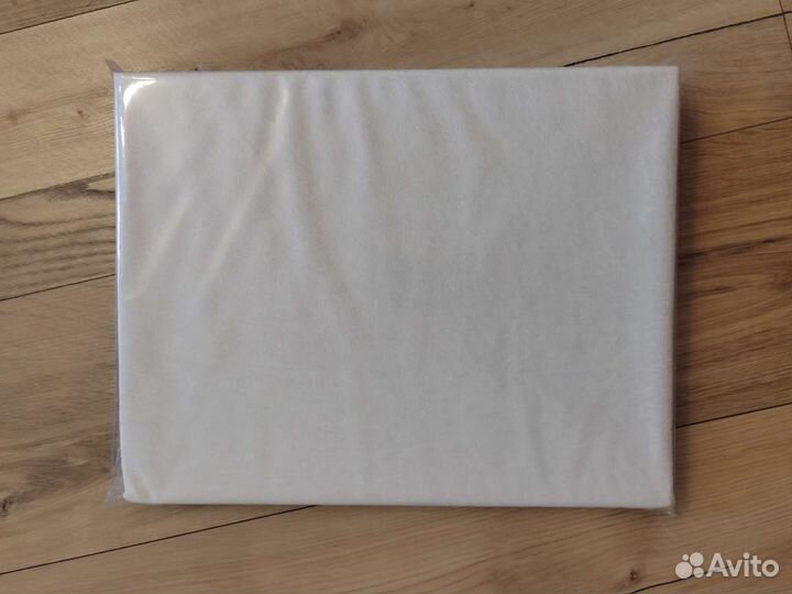 Новый непромокаемый натяжной наматрасник 120х60см