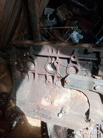 Двигатель на audi a4 b5 1.6 ADP. Блок audi 80 2.0
