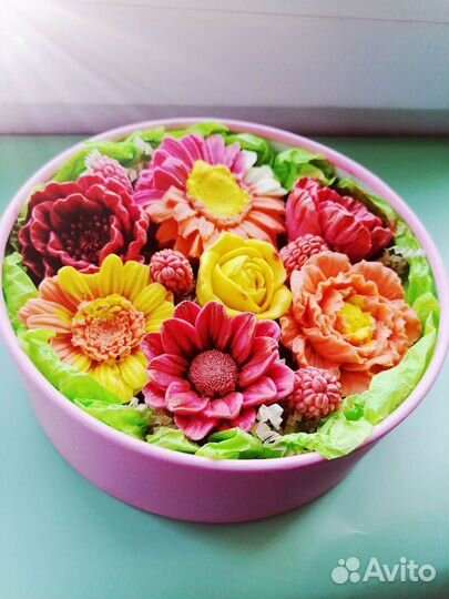 Сладкие съедобные букеты из шоколада и зефира