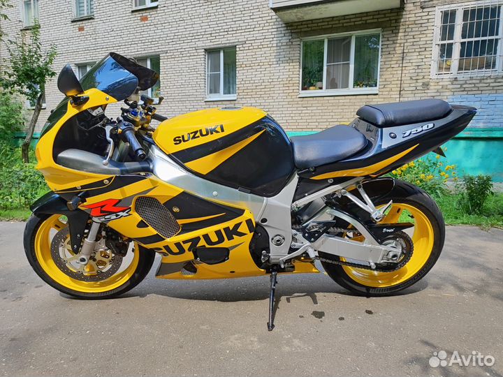 Suzuki GSX-R 750 k2