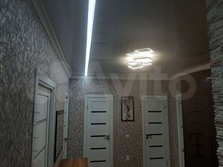 3-к. квартира, 80 м², 2/9 эт.