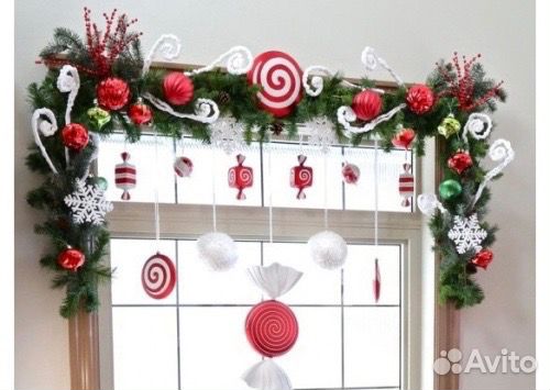 Новогодняя хвойная гирлянда