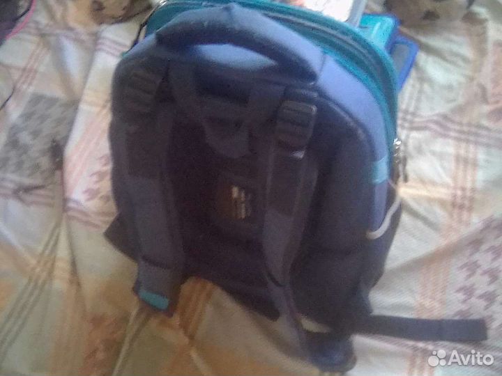 Школьный рюкзак и пенал