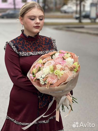 Живые цветы букеты, цветы маме