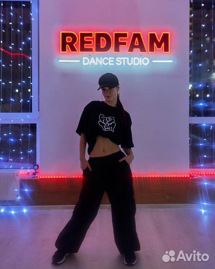 Неоновая вывеска под Ваш проект