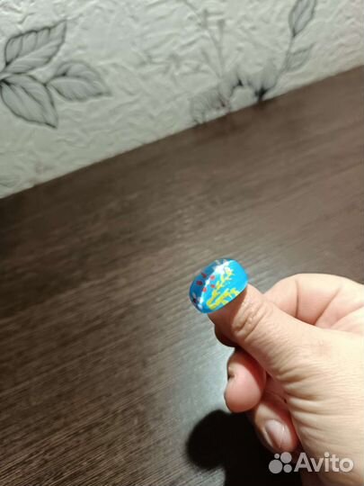 Кольцо на девочку прозрачное