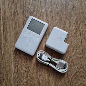 Apple iPod Classic 3rd gen.(A1040, 15gb)