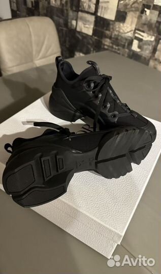 Стильные женские Кроссовки