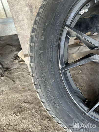 Nokian Tyres Hakkapeliitta 8 SUV 235/55 R20