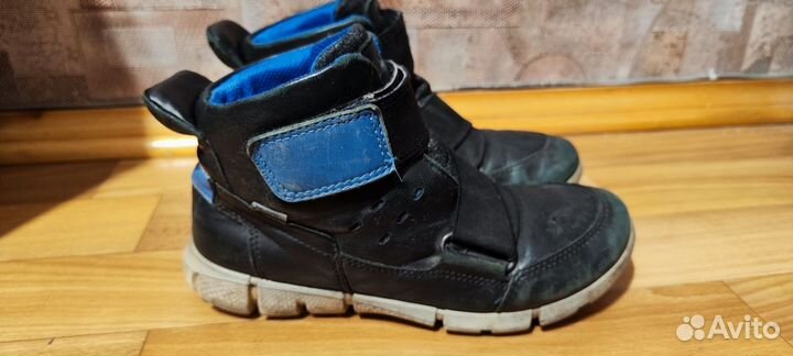 Ботинки демисезонные р. 31 Ecco