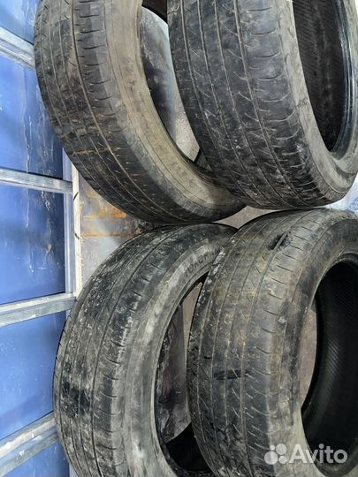 Yokohama BluEarth E51 25/6 R18