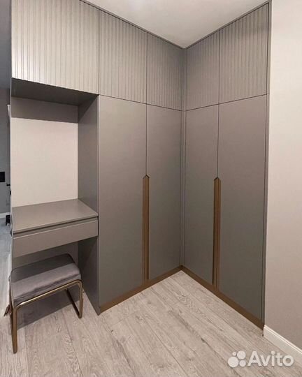 Шкаф распашной с фабрики