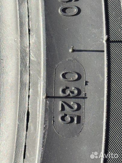 Ikon Tyres Autograph Ultra 2 255/35 R20
