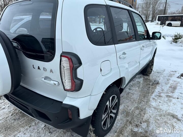 ВАЗ Niva Travel 1.7 МТ, 2025, 7 км