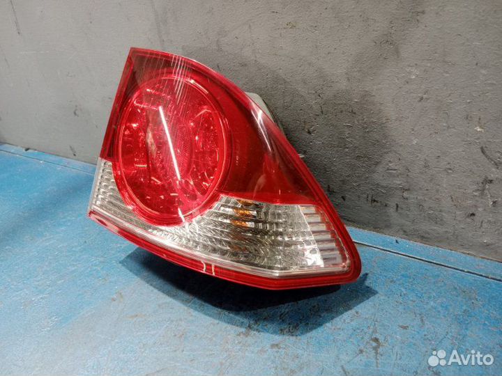 Фонарь задний правый Honda Civic 8 4D FD