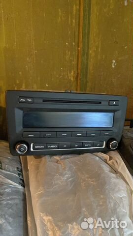 Авто магнитола бу skoda