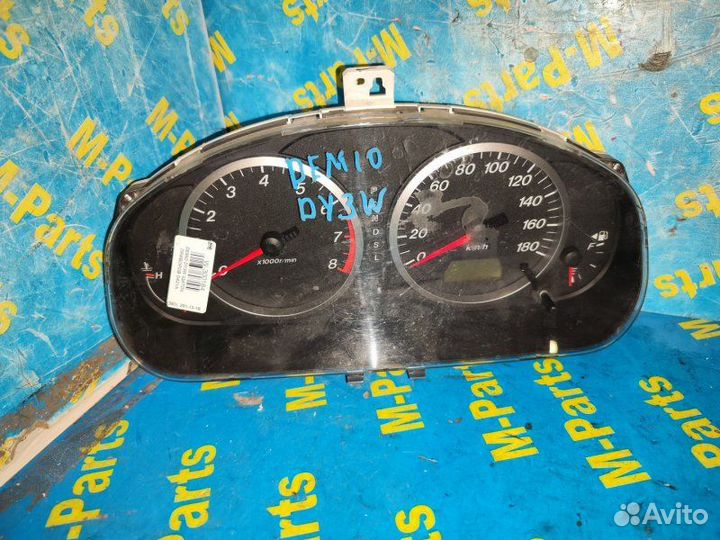 Панель приборов Mazda Demio DY3W 2003