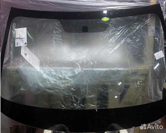 Лобовое стекло Renault Kaptur 1 2016- AGC 7304agsh