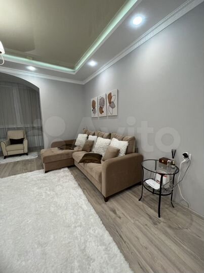 2-к. квартира, 80 м², 10/10 эт.