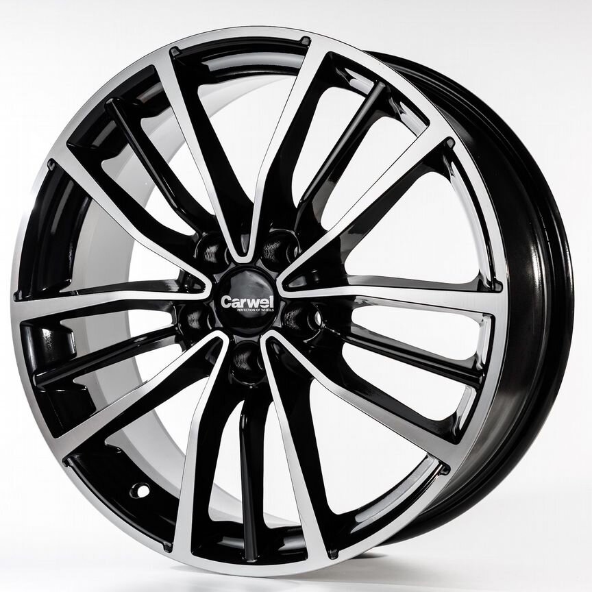 Литые диски Carwel Крет 1812 7×R18 5×114.3