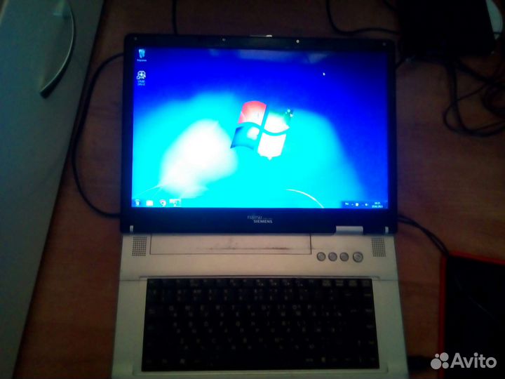 Ноутбук fujitsu siemens Amilo 1655g