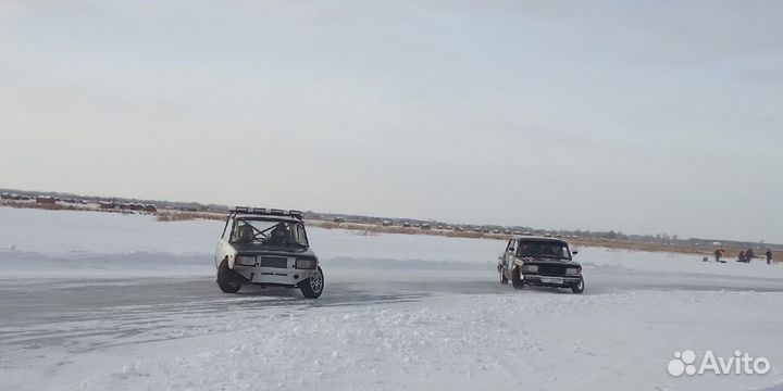 ВАЗ 2105 1.5 МТ, 2002, 15 000 км