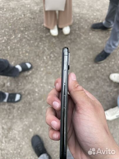 iPhone X, 64 ГБ