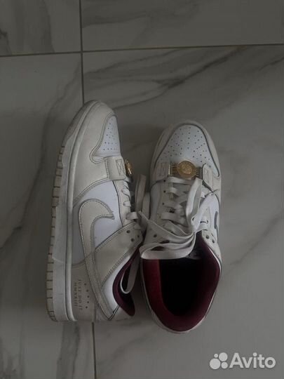 Женские кроссовки nike wmns dunk LOW SE