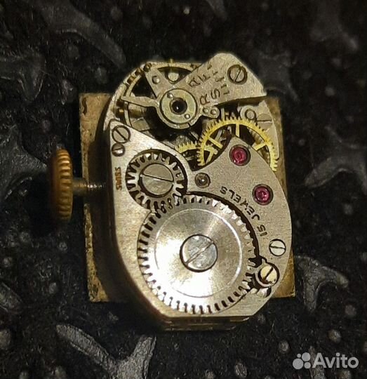 Часы наручные женские