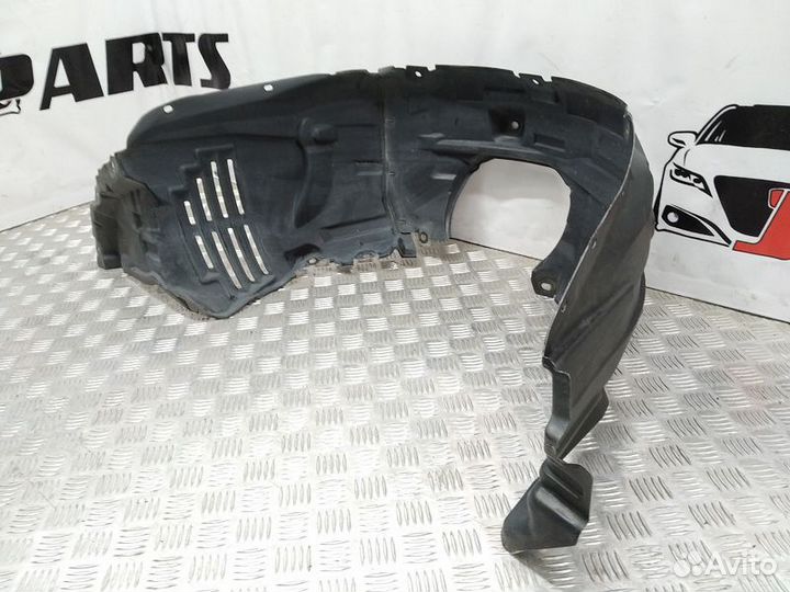 Подкрылок передний Mazda 3 BK рестайлинг (2006—200