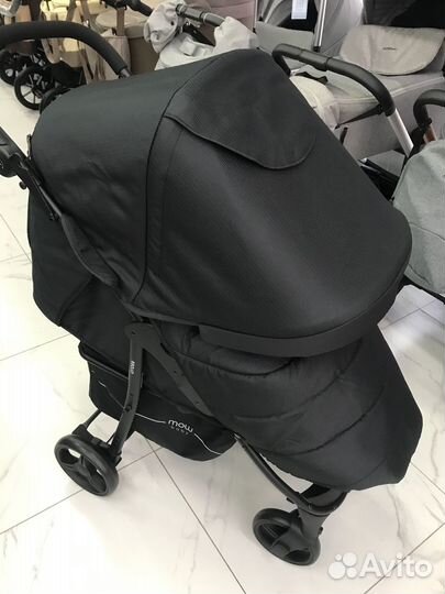 Коляска детская mowbaby 