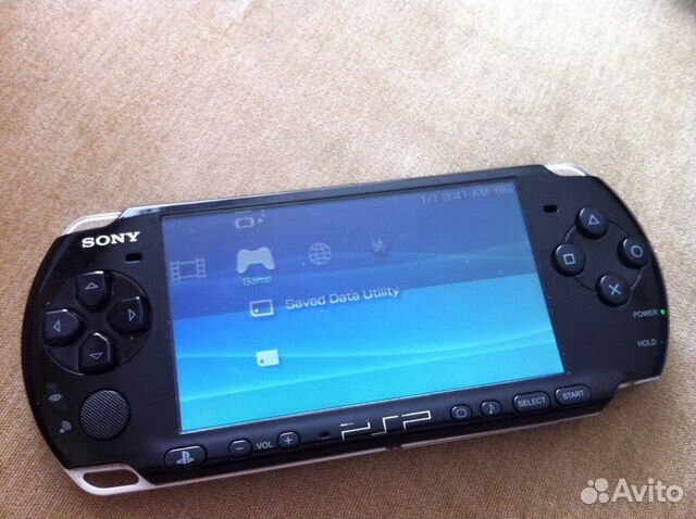 Psp поддержанная. ПСП 3000. PSP e3000. ПСП 3008. Sony PSP 3008 Emerald.