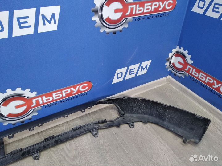 Накладка бампера переднего Toyota RAV4