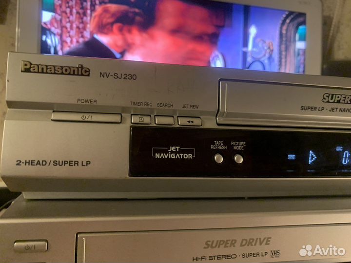 Видеомагнитофон Panasonic NV-SJ230