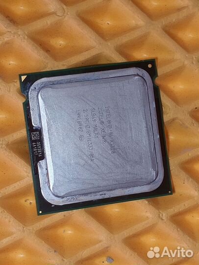 Процессор Quad на сокет LGA775