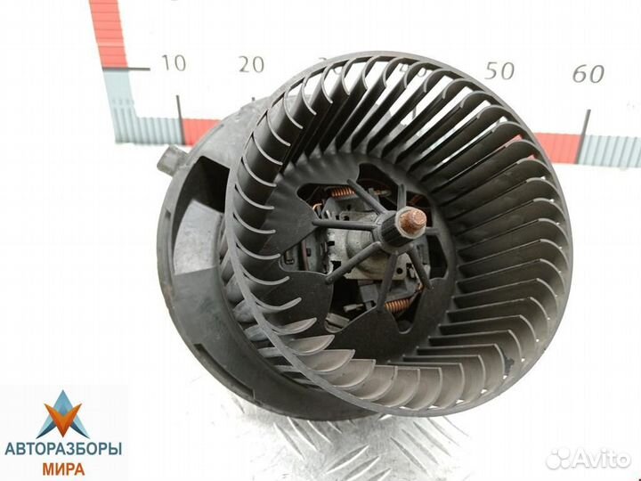 Моторчик печки Volkswagen Golf GTI 5 2004