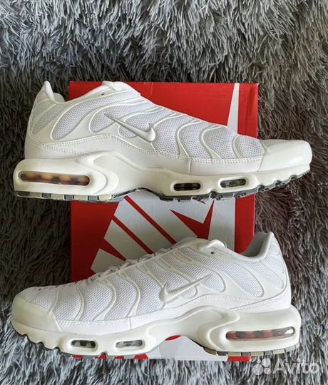 Кроссовки nike air max tn белые