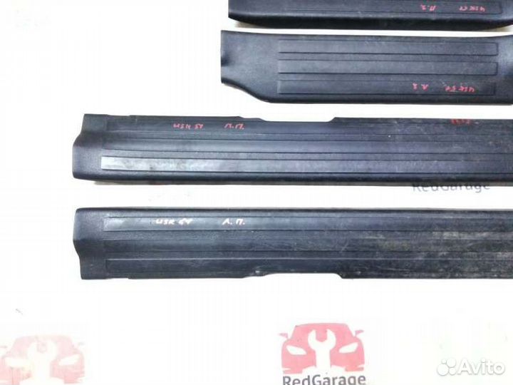 Накладка порога внутренняя Toyota Tundra USK51L