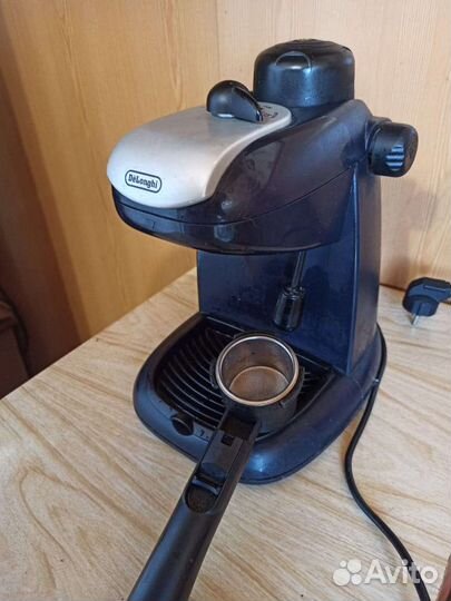 Кофеварка рожковая delonghi ес7