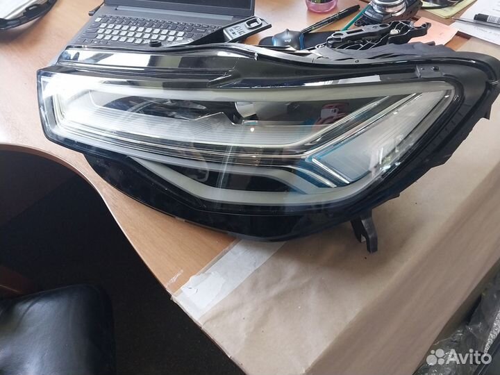 Фара левая Audi A6 C7 4G0941033H