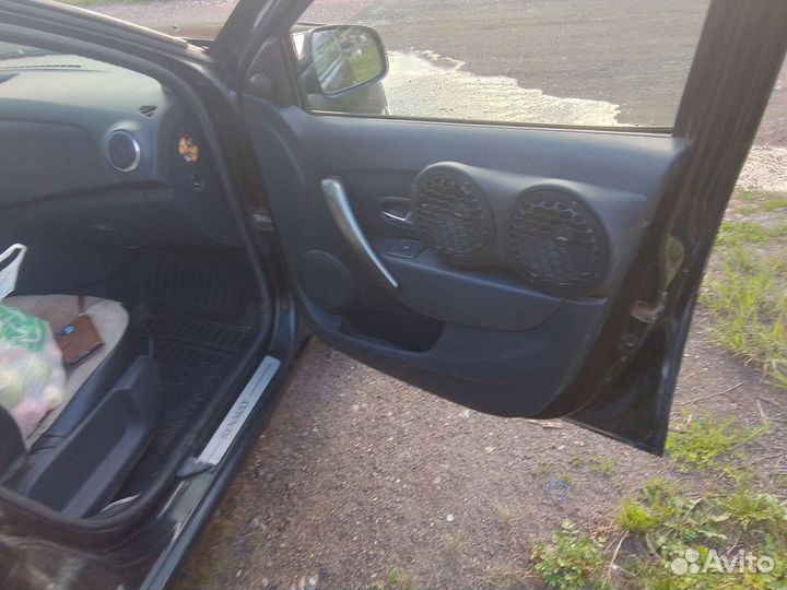 Дверные карты логан 2 (громкий фронт)