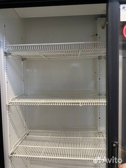 Холодильный шкаф