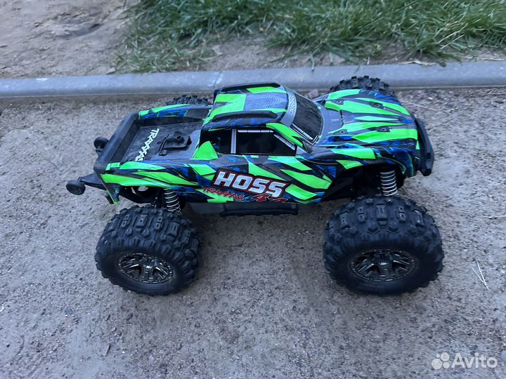 Машина на радиоуправлении Traxxas Hoss
