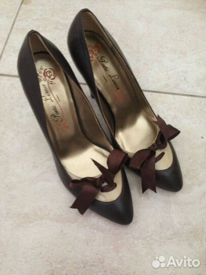 Новые коричневые туфли раз. 37