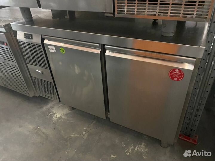 Морозильный стол