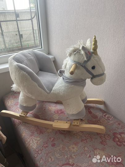 Детская качалка лошадь