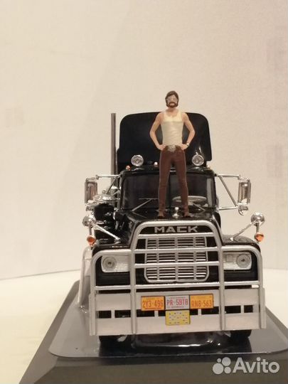 1:43 Фигурка Утенка из к/ф Конвой Окрашенная и Нет