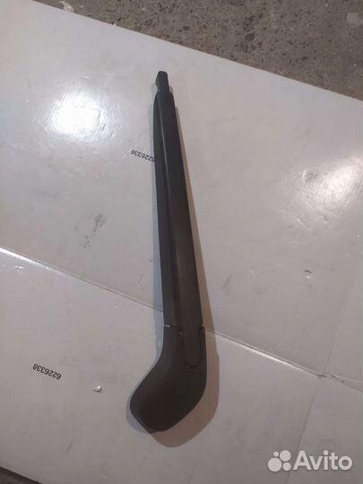 Поводок дворника задний Ford Focus 2