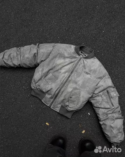 Бомбер Balenciaga Graffit Type